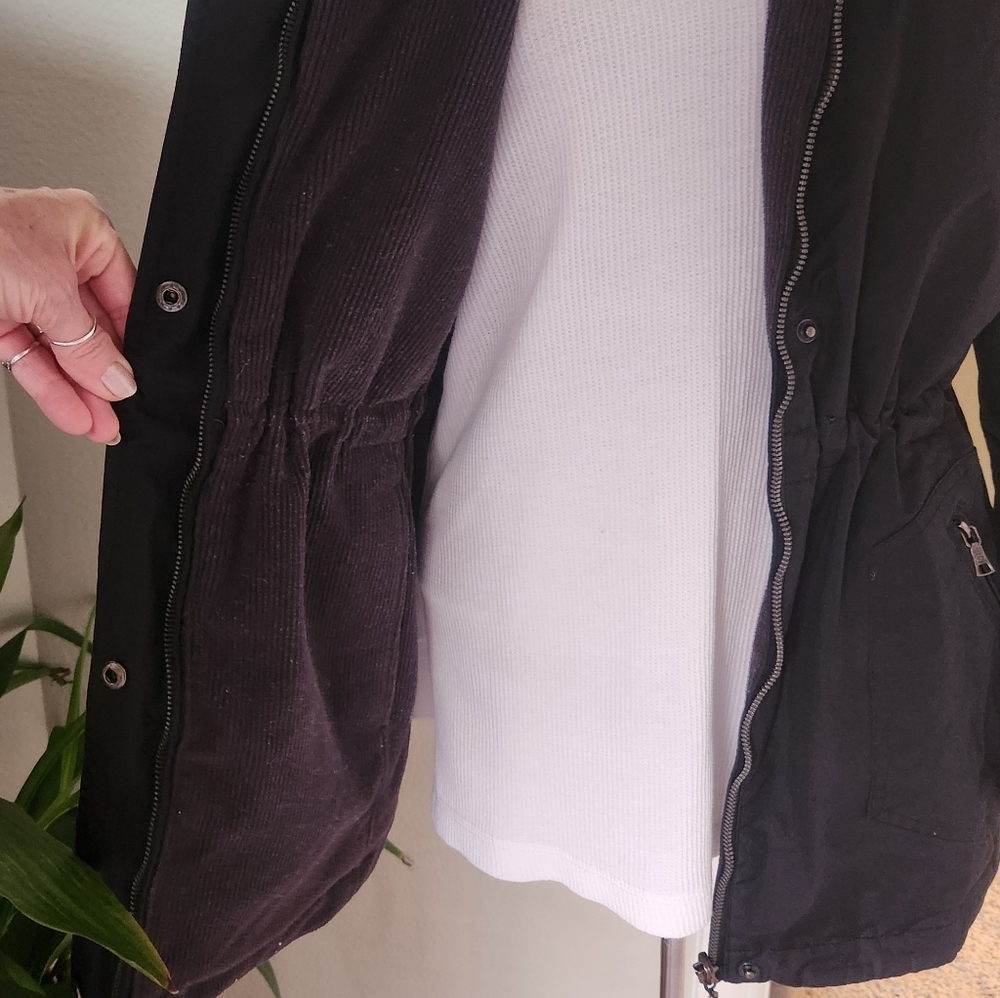 Reversible All-weather Black Coat 𤩠- Picture 10 of 16